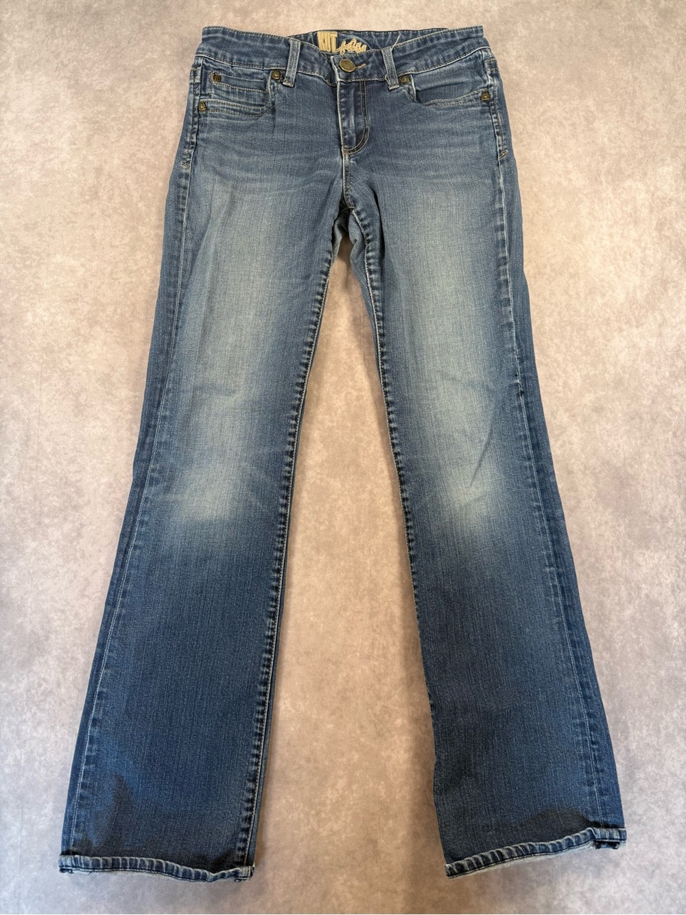 Y2K Kut from the Kloth women’s mid-rise bootcut jeans Size 6